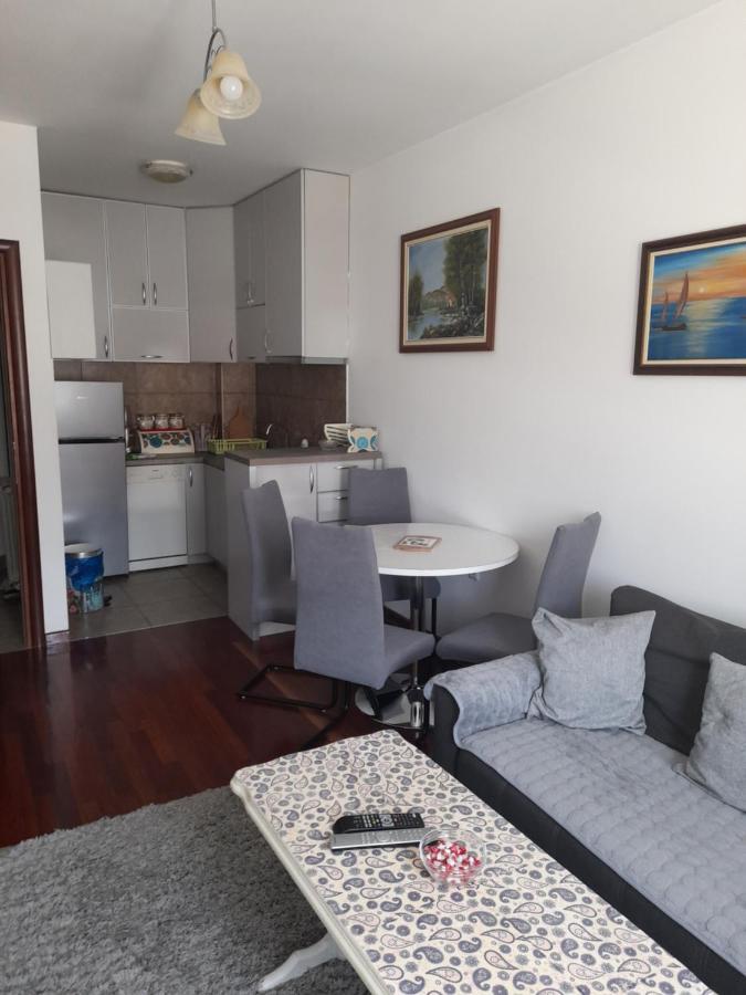 Gloria Apartman ชาเบลียค ภายนอก รูปภาพ